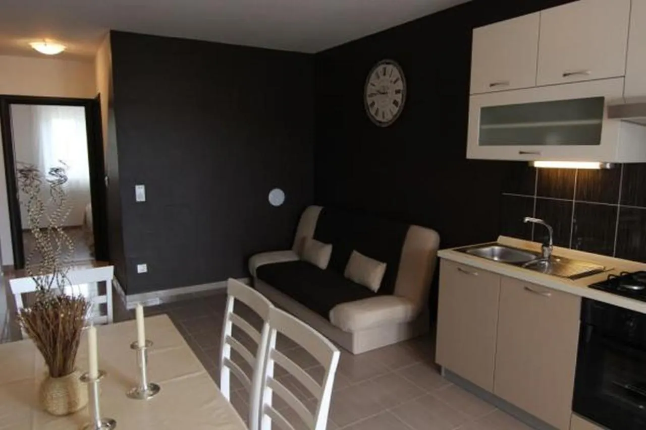 Family Friendly Apartments Kim - By Ta Leut Agency Privlaka  0*, Privlaka (Zadar)